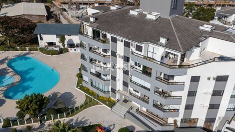 Beautiful penthouse overlooking the sea!