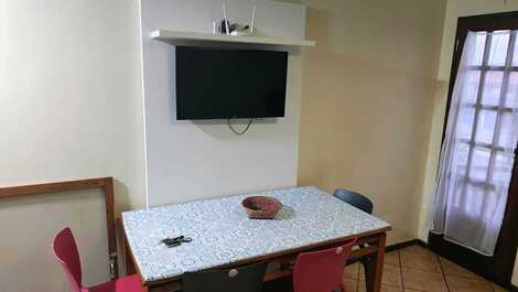 APARTAMENTO DUPLEX FRENTE A PLAYA PERÓ "PÉ NA AREIA"
