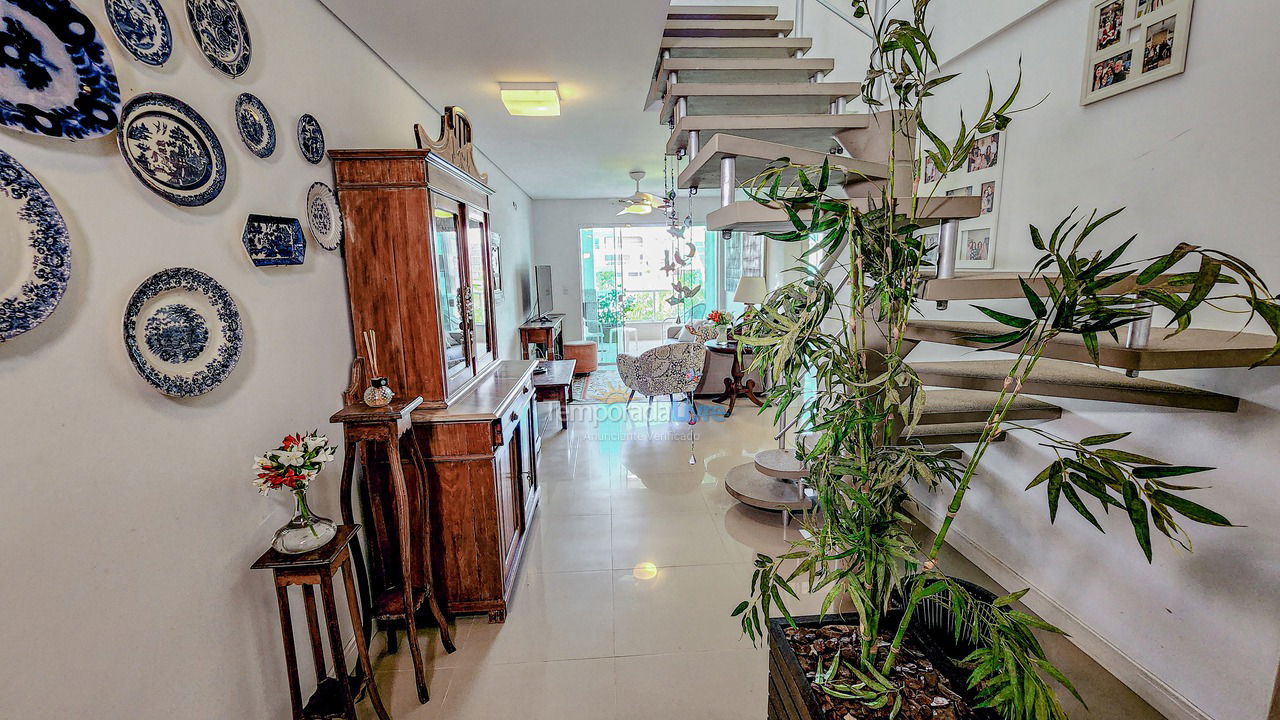 Apartment for vacation rental in Bombinhas (Mariscal)