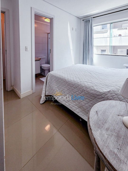 Apartment for vacation rental in Bombinhas (Mariscal)