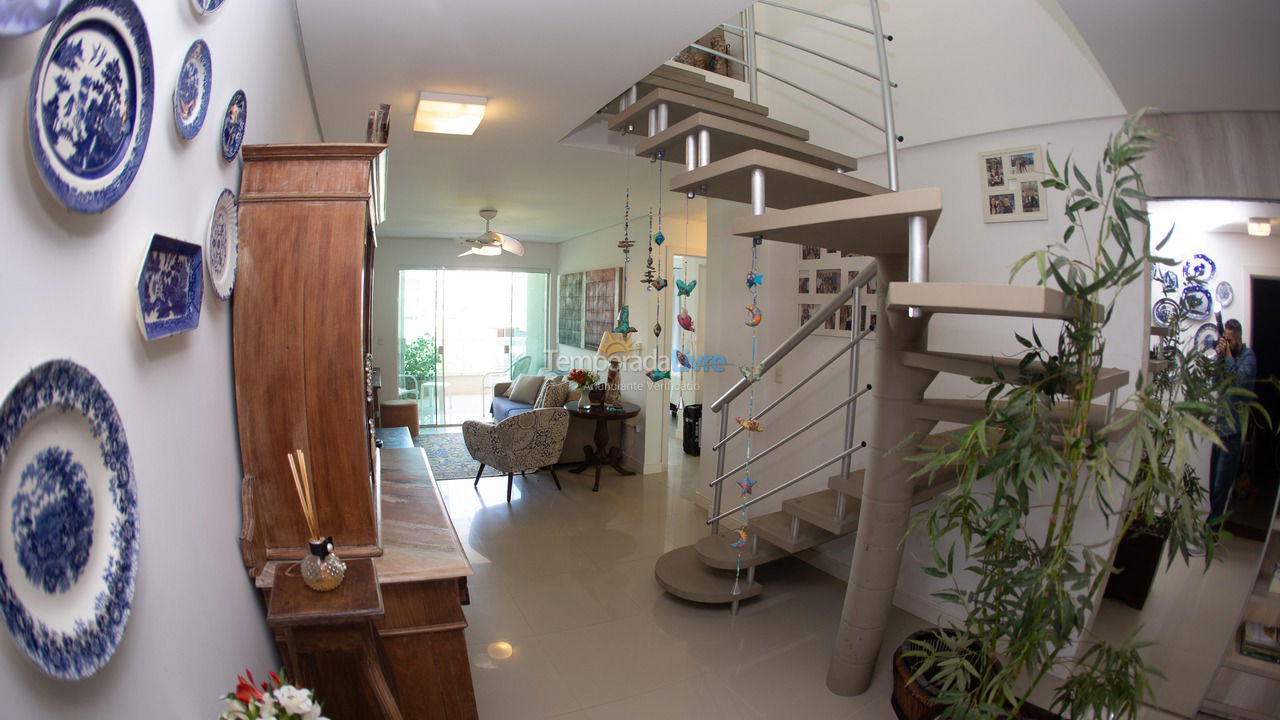 Apartment for vacation rental in Bombinhas (Mariscal)