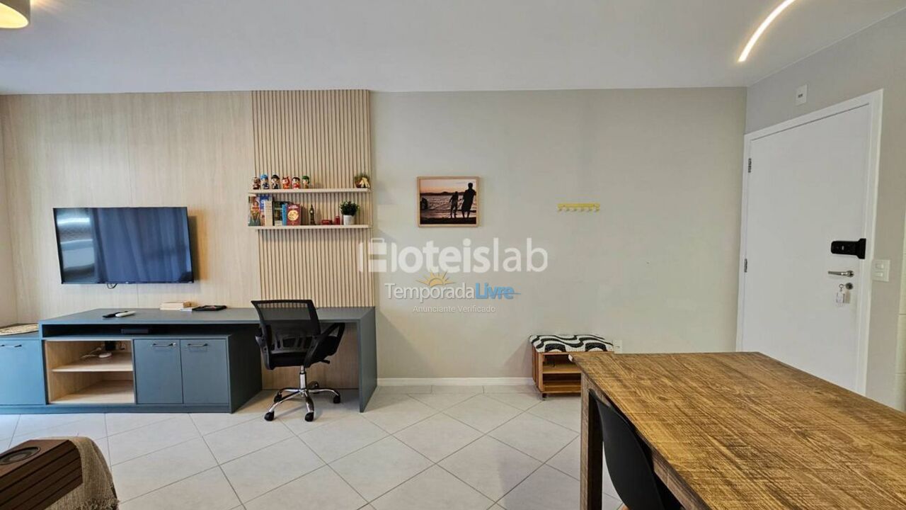 Apartamento para aluguel de temporada em Florianópolis (Cachoeira do Bom Jesus)
