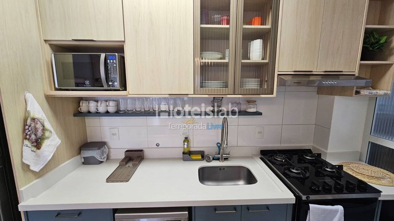 Apartamento para aluguel de temporada em Florianópolis (Cachoeira do Bom Jesus)
