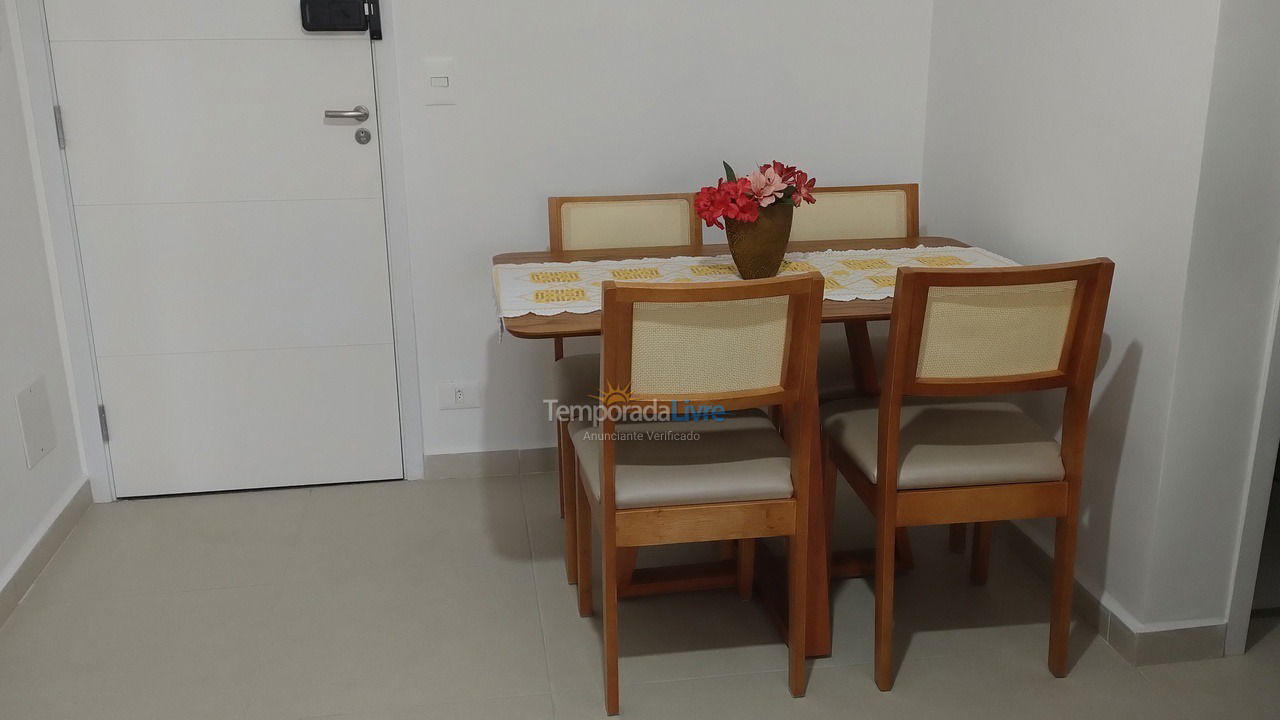 Apartamento para aluguel de temporada em Praia Grande (Guilhermina)