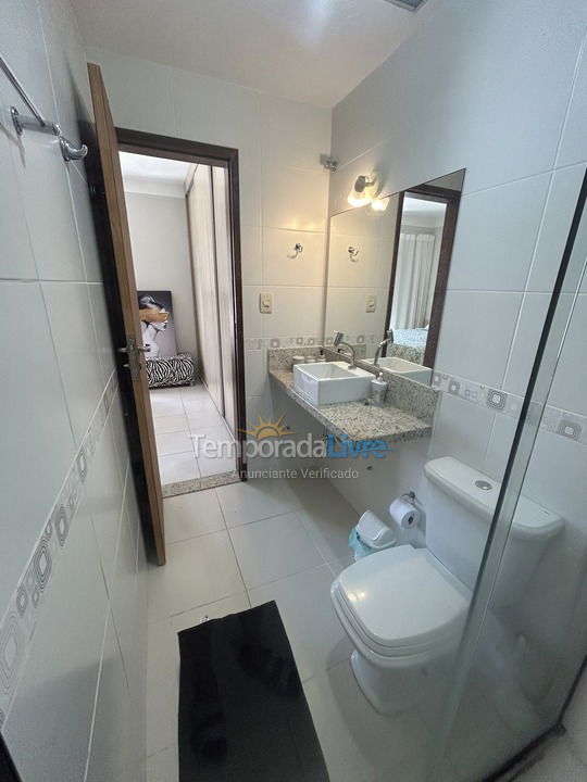 Apartamento para aluguel de temporada em Camaçari (Gurajuba)