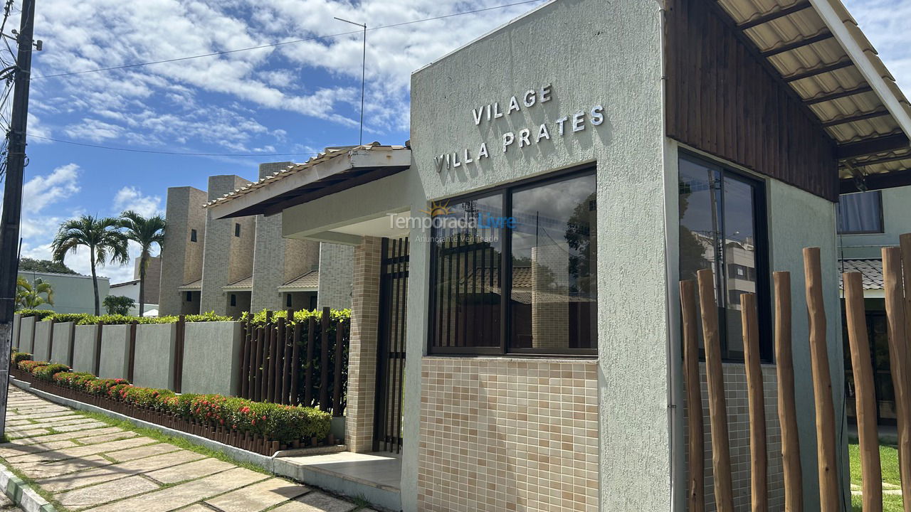 Apartamento para aluguel de temporada em Camaçari (Gurajuba)