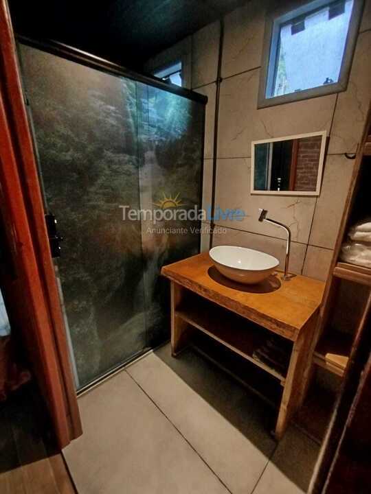 Casa para aluguel de temporada em Imbituba (Praia do Rosa)