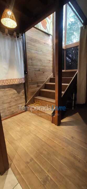 Casa para aluguel de temporada em Imbituba (Praia do Rosa)