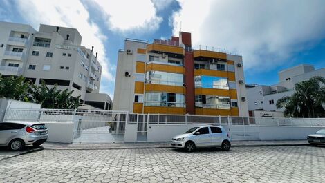 Apartamento de 3 dormitorios a 120 metros de la Playa Mariscal