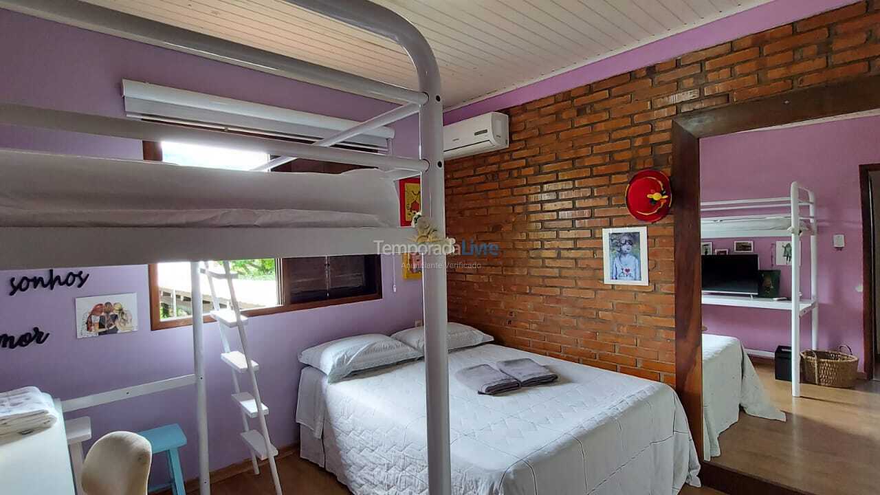 House for vacation rental in Florianópolis (Cachoeira do Bom Jesus)