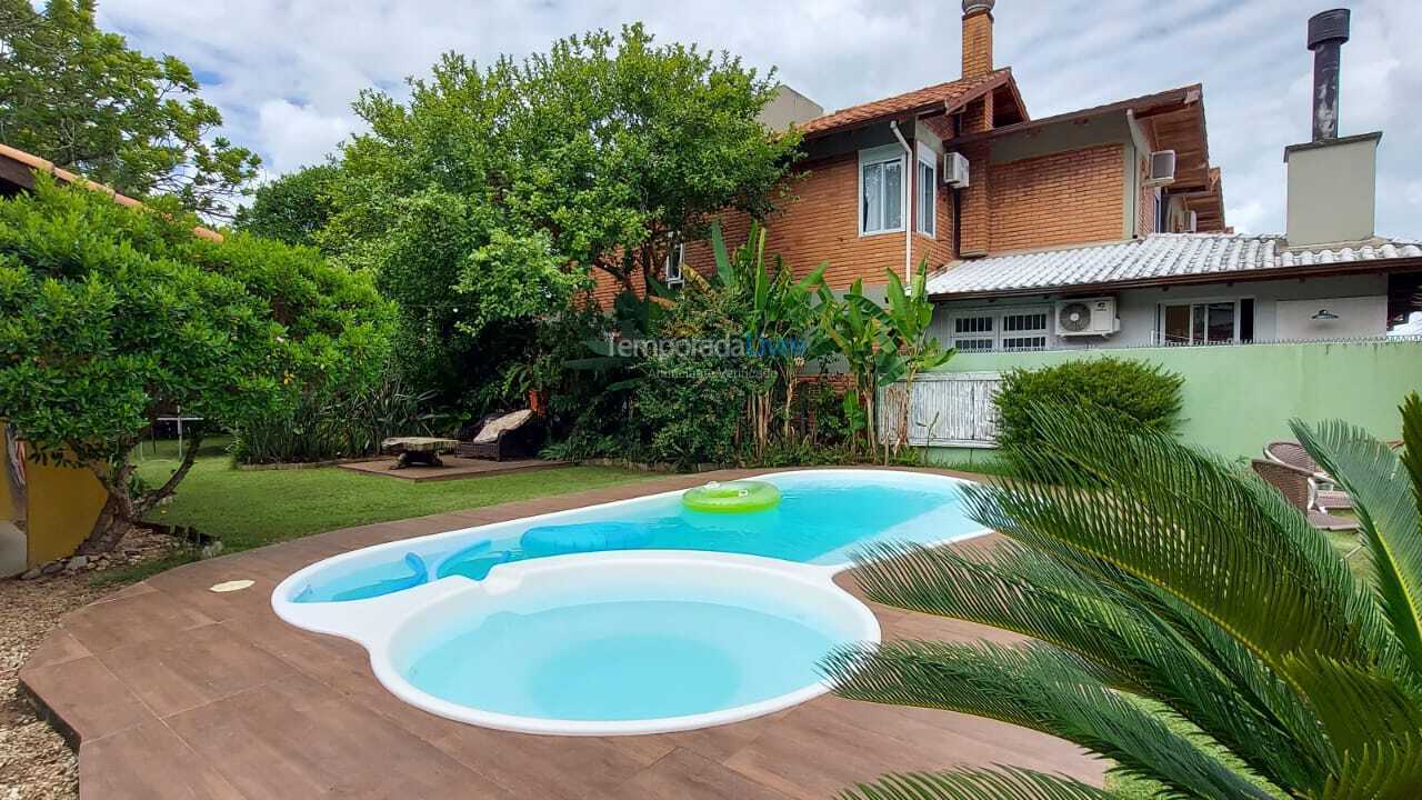 House for vacation rental in Florianópolis (Cachoeira do Bom Jesus)