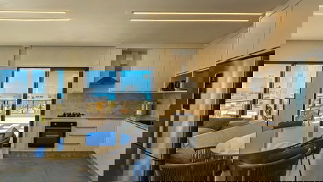 Beautiful Penthouse in Mariscal Beach with 3 suites