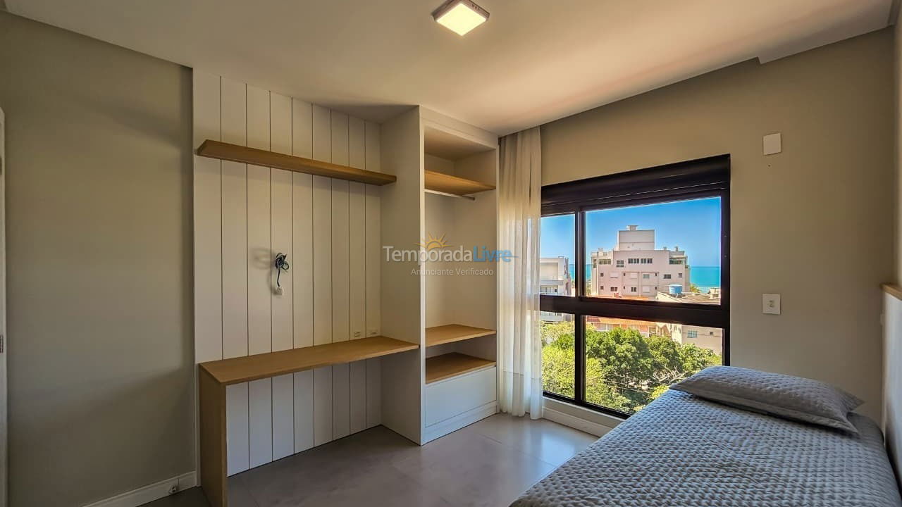 Apartment for vacation rental in Bombinhas (Mariscal)