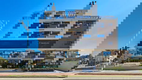 Apartamento Garden Dúplex na Praia de Mariscal