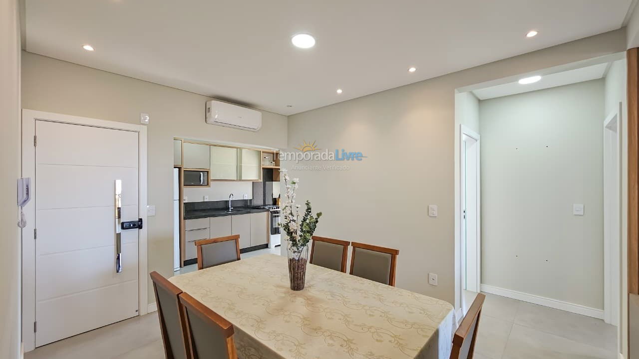 Apartment for vacation rental in Bombinhas (Mariscal)