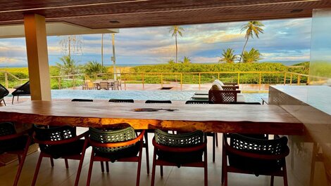 Beachfront Mansion with 8 Suites in Alphaville Guarajuba