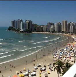 Apartamento para alugar em Guarujá - Astúrias