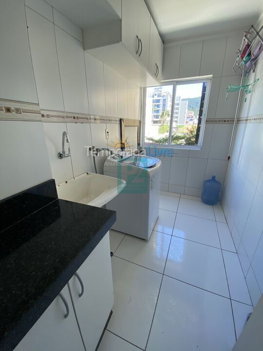 Apartamento para aluguel de temporada em Bombinhas (Praia de Bombas)
