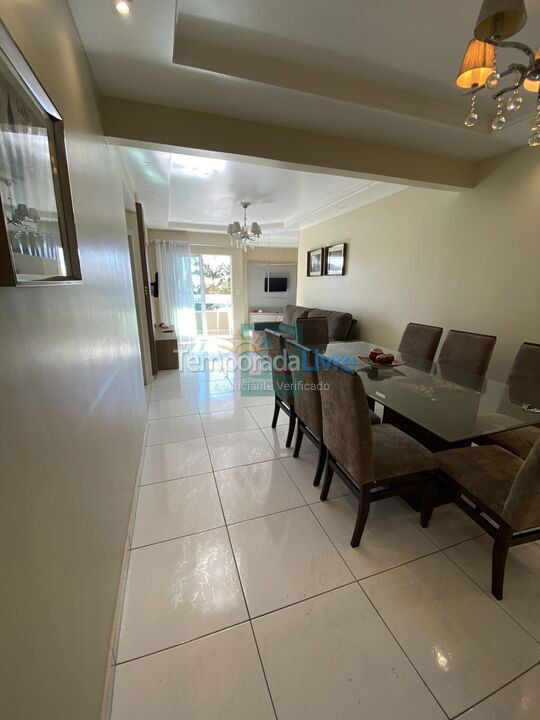 Apartamento para aluguel de temporada em Bombinhas (Praia de Bombas)