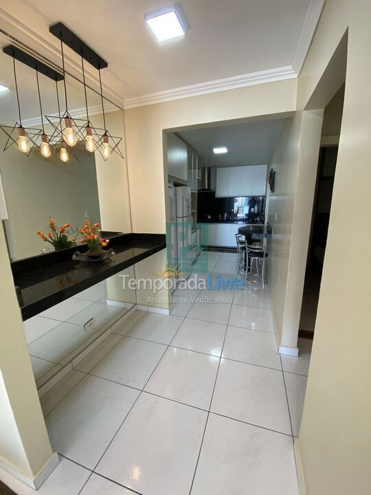 Apartamento para aluguel de temporada em Bombinhas (Praia de Bombas)