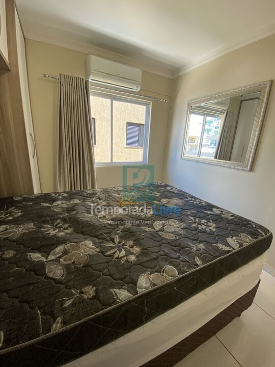 Apartamento para aluguel de temporada em Bombinhas (Praia de Bombas)