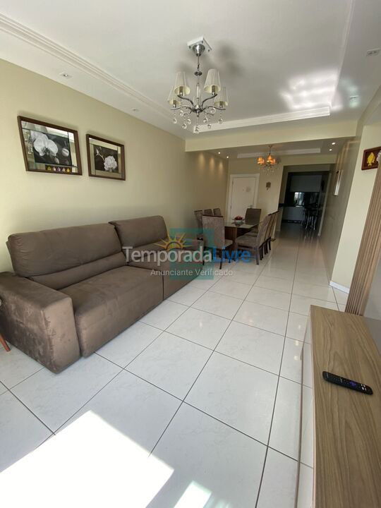 Apartamento para aluguel de temporada em Bombinhas (Praia de Bombas)