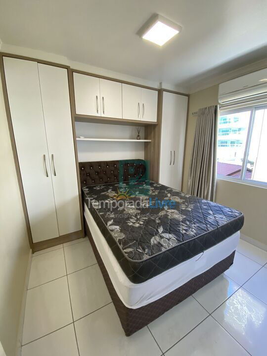 Apartamento para aluguel de temporada em Bombinhas (Praia de Bombas)