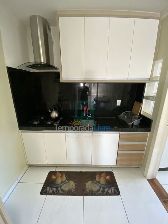 Apartamento para aluguel de temporada em Bombinhas (Praia de Bombas)