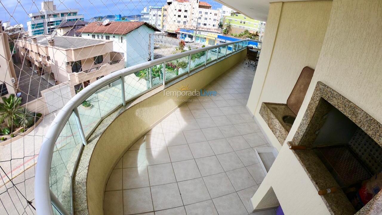 Apartamento para aluguel de temporada em Bombinhas (Praia de Bombas)