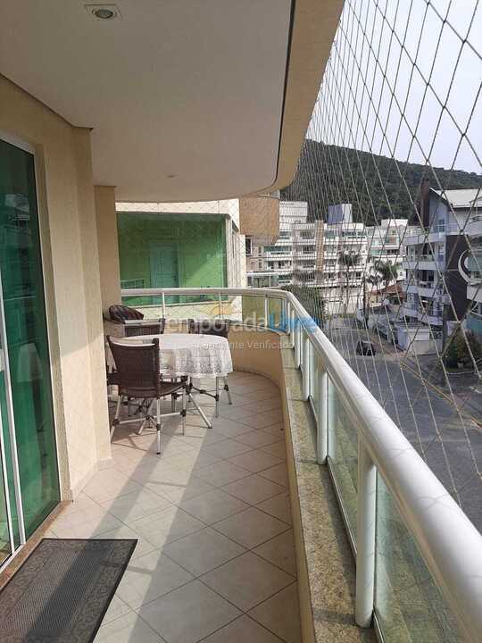 Apartamento para aluguel de temporada em Bombinhas (Praia de Bombas)