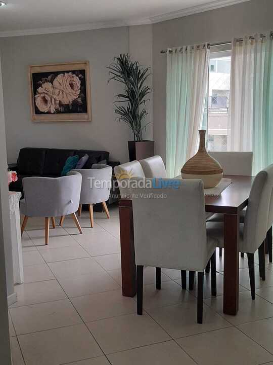 Apartamento para aluguel de temporada em Bombinhas (Praia de Bombas)