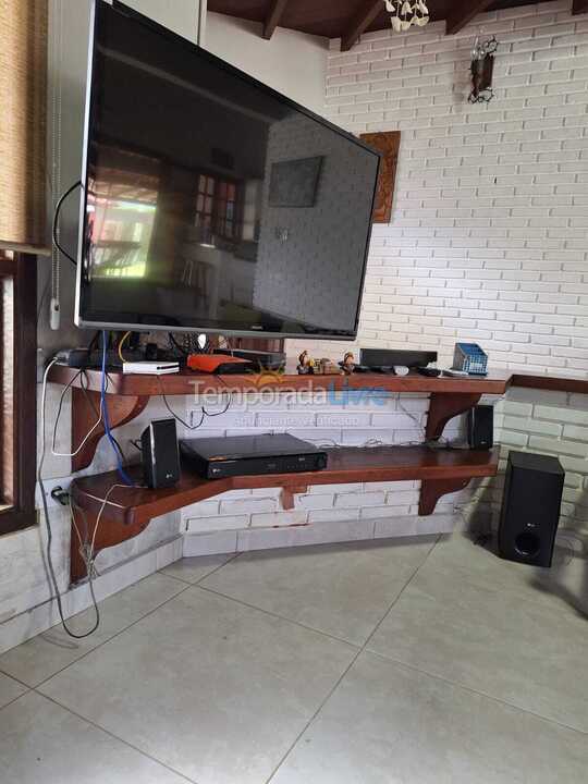 Casa para alquiler de vacaciones em Bertioga (Condominio Morada da Praia)