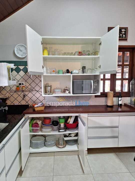Casa para alquiler de vacaciones em Bertioga (Condominio Morada da Praia)