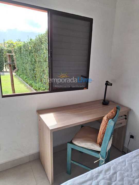 Casa para alquiler de vacaciones em Bertioga (Condominio Morada da Praia)