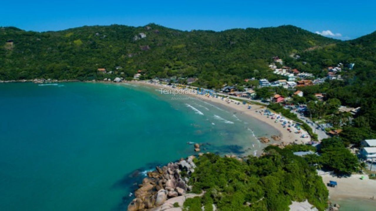 House for vacation rental in Bombinhas (Canto Grande)