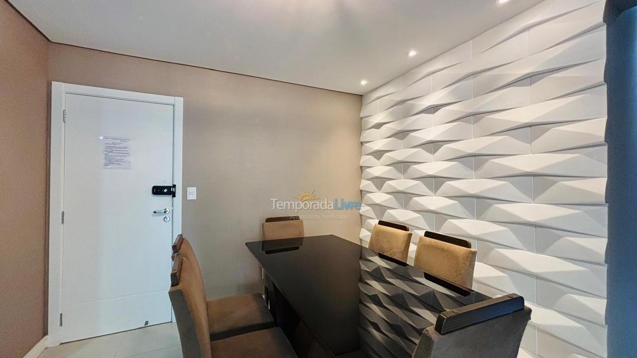 Apartment for vacation rental in Governador Celso Ramos (Praia de Palmas)