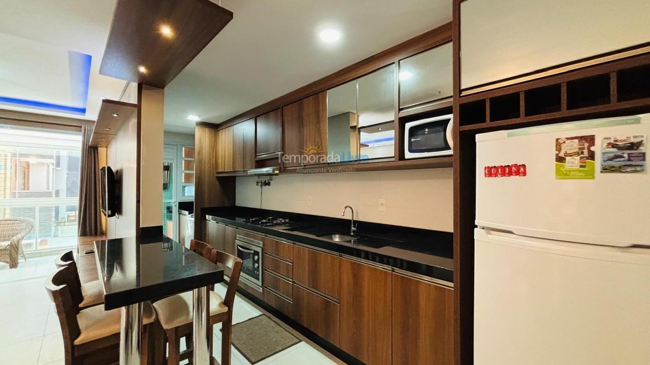 Apartment for vacation rental in Governador Celso Ramos (Praia de Palmas)