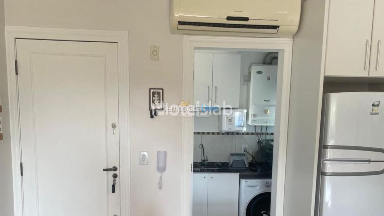 Apartment for vacation rental in Florianópolis (Jurere Tradicional)