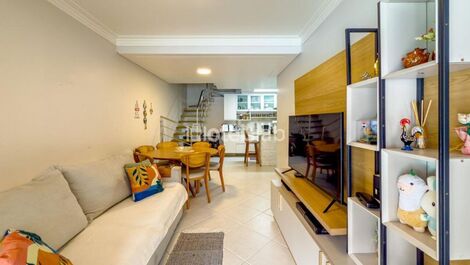 Lindo duplex com acesso à praia (189)