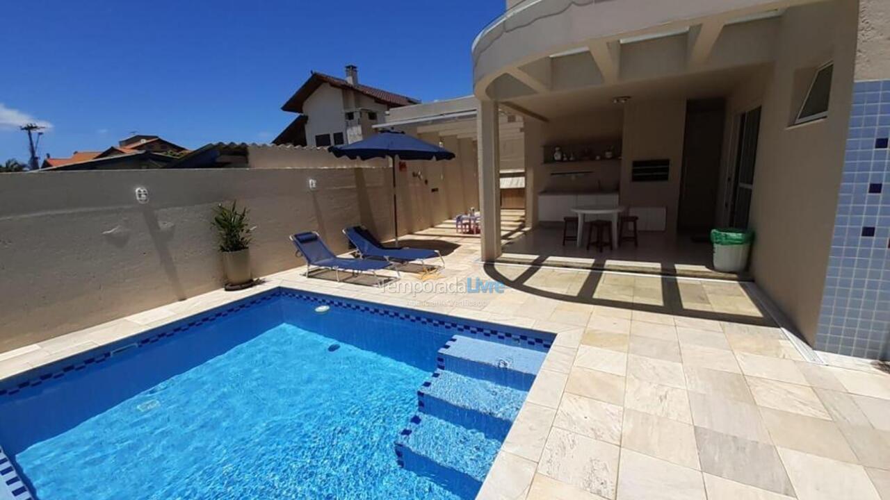 House for vacation rental in Florianópolis (Praia da Daniela)