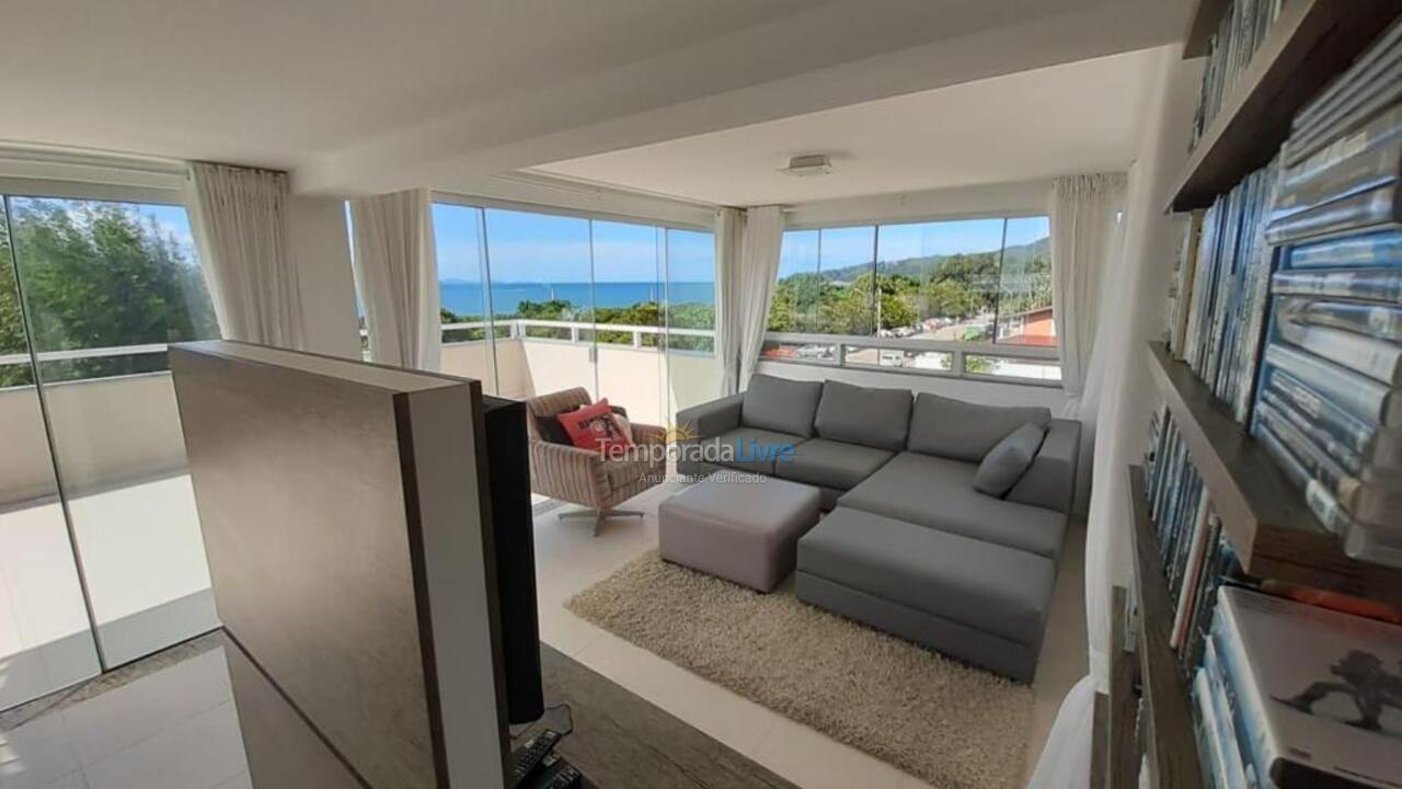 House for vacation rental in Florianópolis (Praia da Daniela)