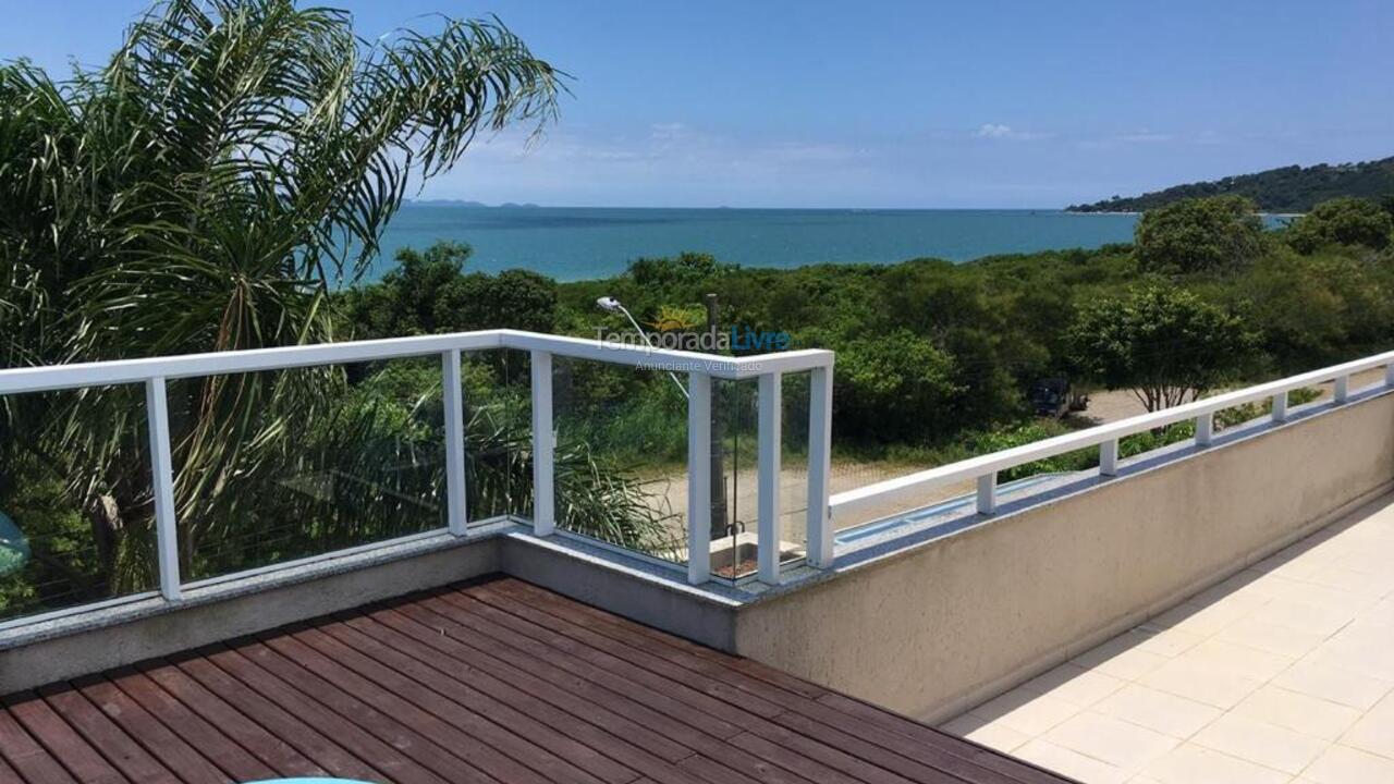 House for vacation rental in Florianópolis (Praia da Daniela)