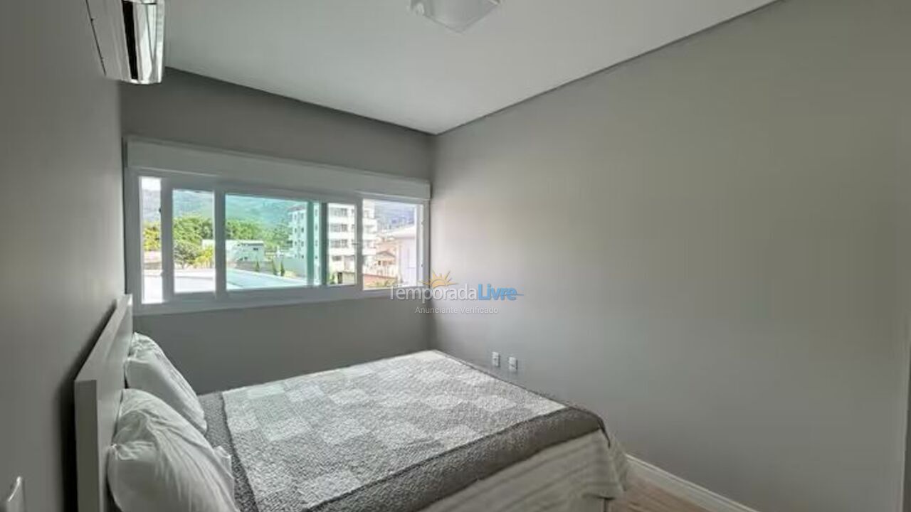 House for vacation rental in Governador Celso Ramos (Praia de Palmas)