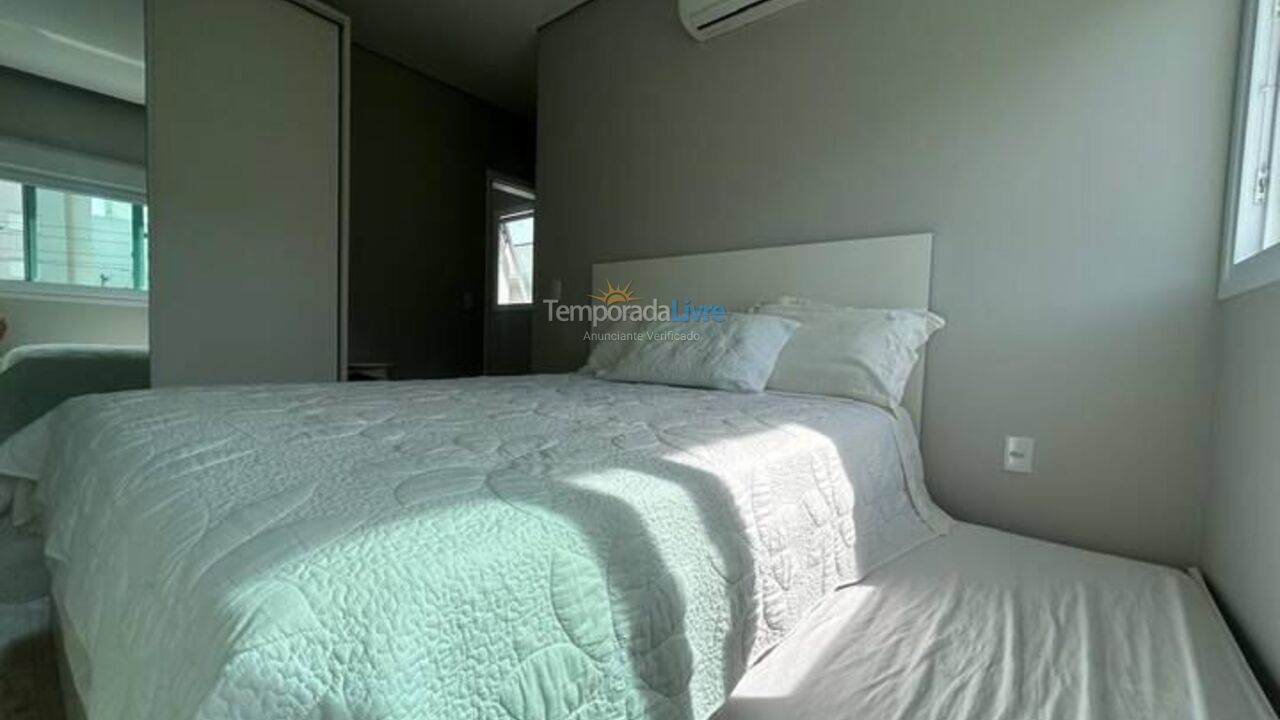 House for vacation rental in Governador Celso Ramos (Praia de Palmas)