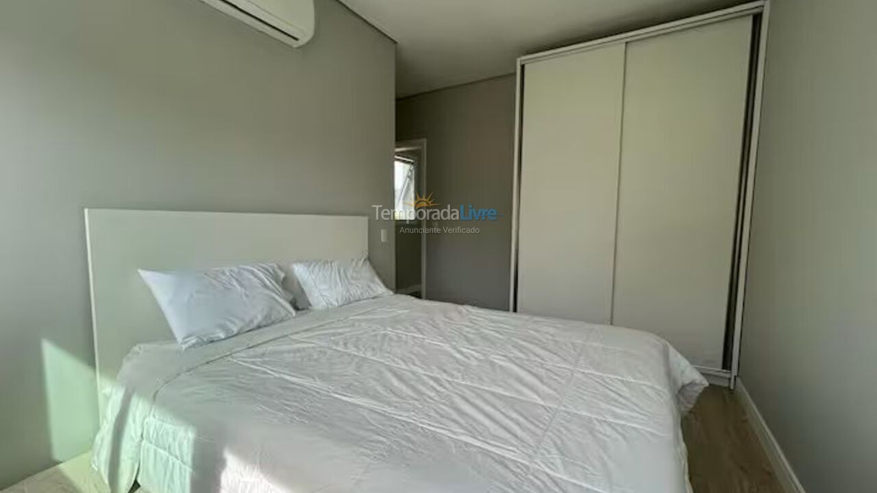 House for vacation rental in Governador Celso Ramos (Praia de Palmas)