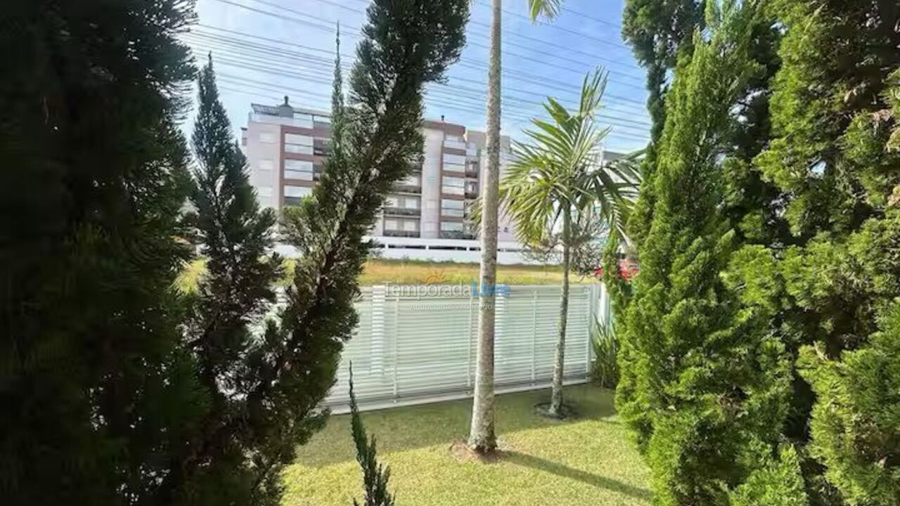 House for vacation rental in Governador Celso Ramos (Praia de Palmas)