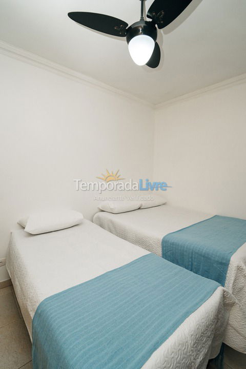 Apartamento para aluguel de temporada em Guarujá (Pitangueiras)