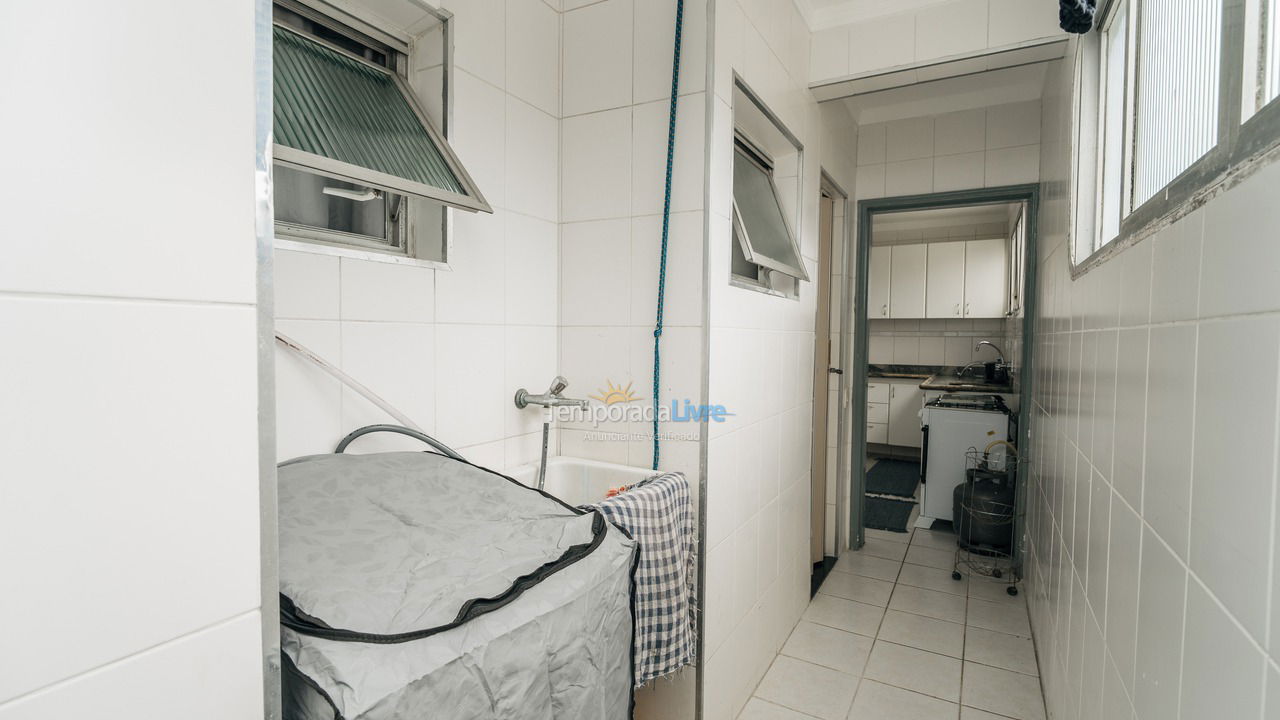 Apartamento para aluguel de temporada em Guarujá (Pitangueiras)