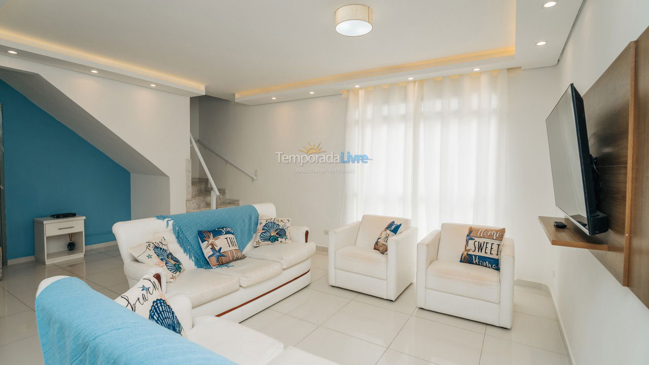 Apartamento para aluguel de temporada em Guarujá (Pitangueiras)
