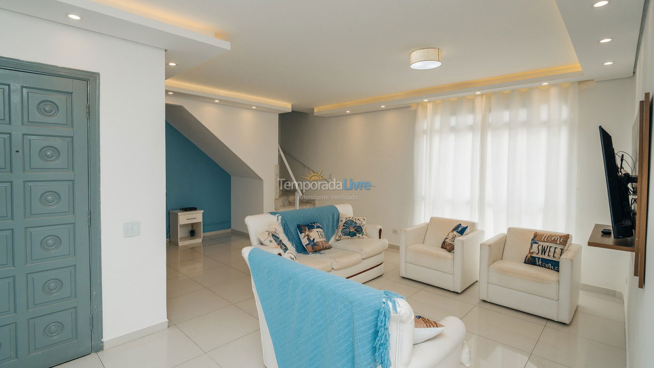 Apartamento para aluguel de temporada em Guarujá (Pitangueiras)